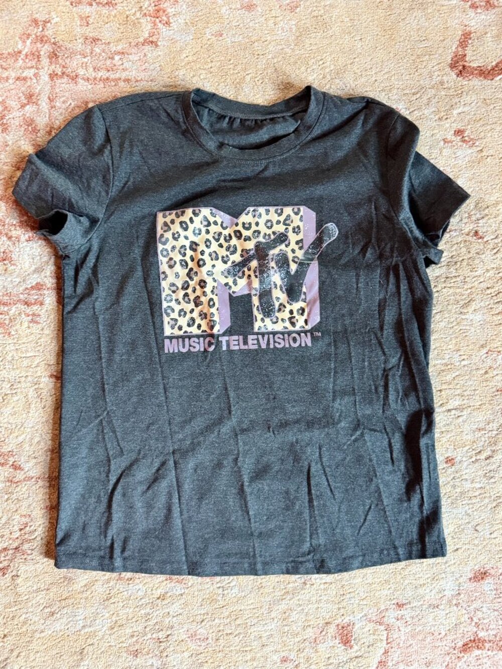 MTV t-shirt (small/medium)